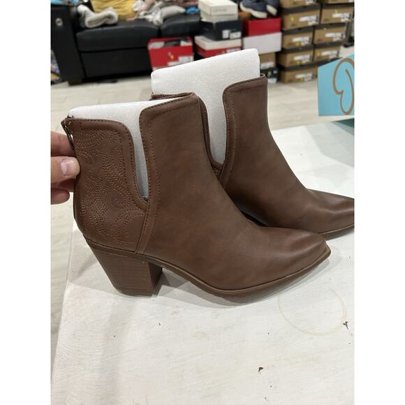 Baretraps YARA Women's Boots Coffee Size 7.5 - Picture 1 of 11